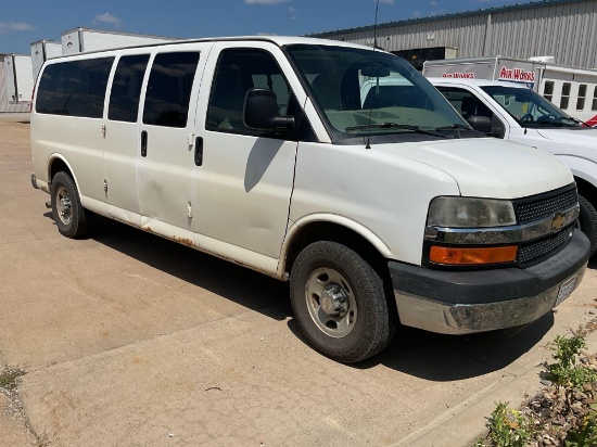 2015 Chevrolet Express Van, VIN # 1GAZG1FG9F1107654, Miles 266,139