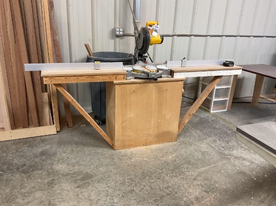 Dewalt DWS713 Compound 12" Miter Saw with Stand, 120 Volt 1 Phase