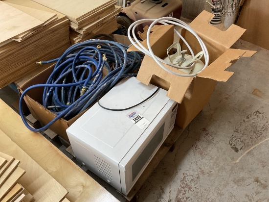 Pallet Lot, Panasonic Microwave, Air Hose, Cords and Power Strip,