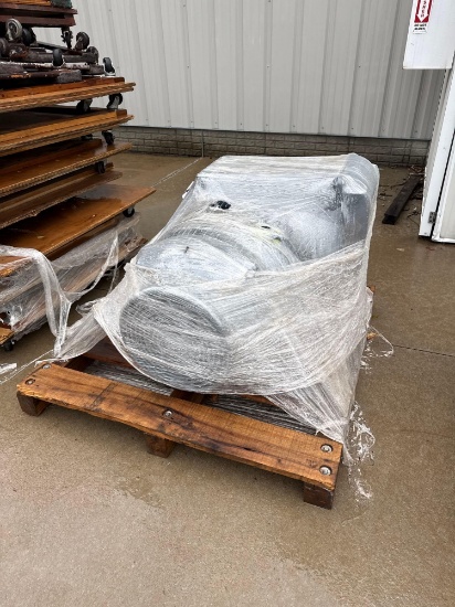 Weg W22 CC029A 200 Hp Electric Motor, 460 Volt 3 Phase, Appears To Be New Unused