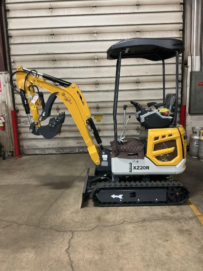 New Unused CFG Industrial XZ20R Model Mini Excavator, 23 Hp Gas Engine, Digging Bucket, Hyd.Thumb