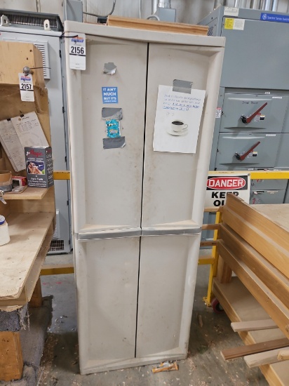 4 Door Poly Cabinet - w/Saw Blades