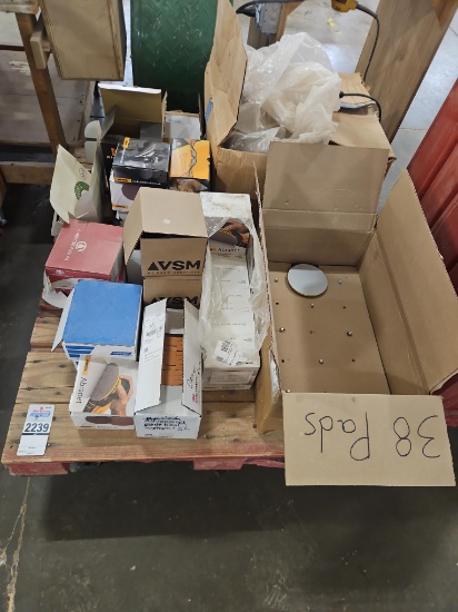 Assorted Sanding Pads & Discs