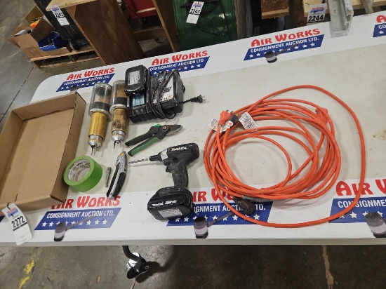 Makita XDT18 18v 1/4" Impact, Charger and 2 Batteries