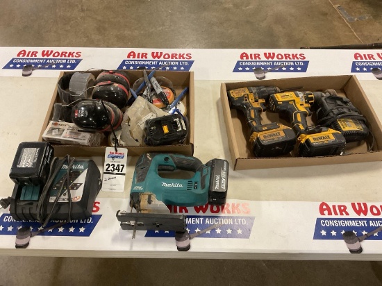 Makita 18v Scroll Saw w/2 Batteries & Charger 2 - Dewalt Drills w/ Batteries Charger