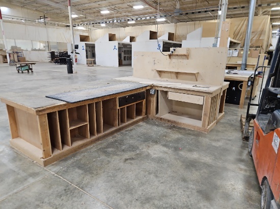2 pc Wooden Assembly Work Station w/Padded Top