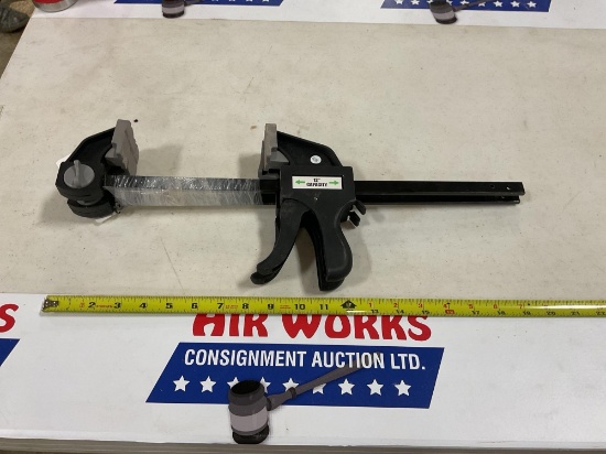2 - Pistol Grip Bar Clamps
