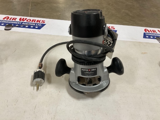 Porter-Cable 690LR Heavy Duty Router w/Base 120v