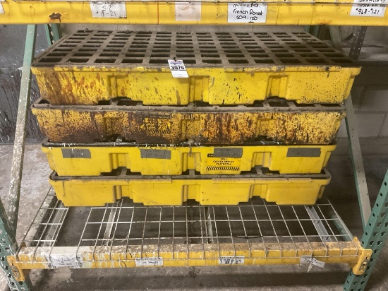 (4) Eagle 1632 Spill Containment Platforms