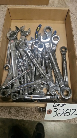 Assorted Milwaukee & Irwin Combination Wrenches, SAE & Metric