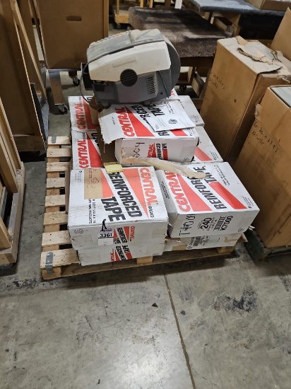 Better Pack 555eS Electronic Tape Dispenser with Central Brand K7000 Reinforced Tape