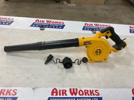 DeWalt DCE100 Cordless Blower 20V Max with Nozzle Attachments