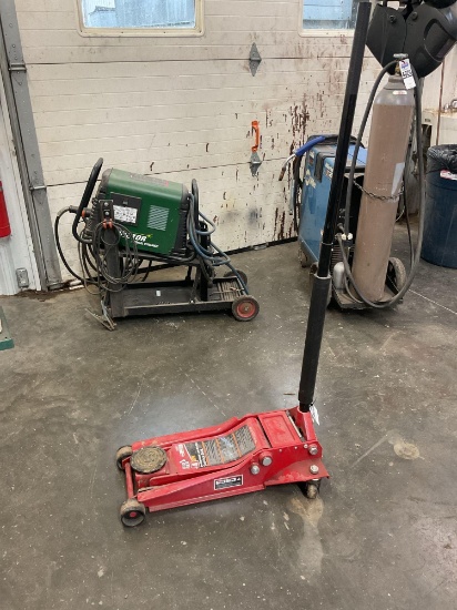 Torin Big Red 4-Ton Low Profile Service Jack, Model T84007