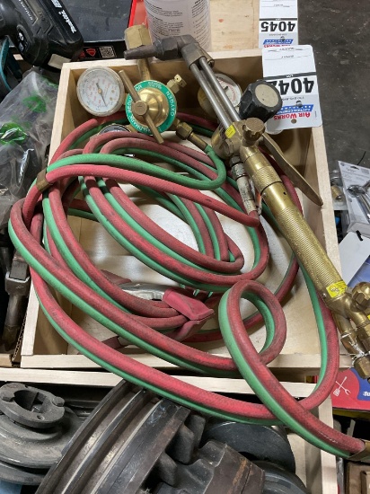 Victor Oxy-Acetylene Cutting Torch Set w/ Regulators & Hoses