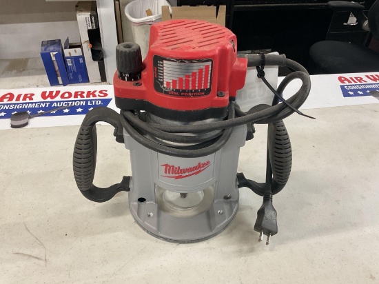 Milwaukee 5625-20 Heavy-Duty Router, 120 Volt 1 Phase