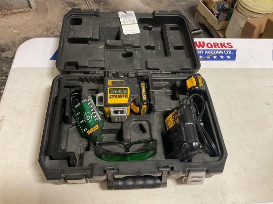 DeWalt 12V Self-Leveling Crossline Laser Kit w/ Battery, Charger & Case