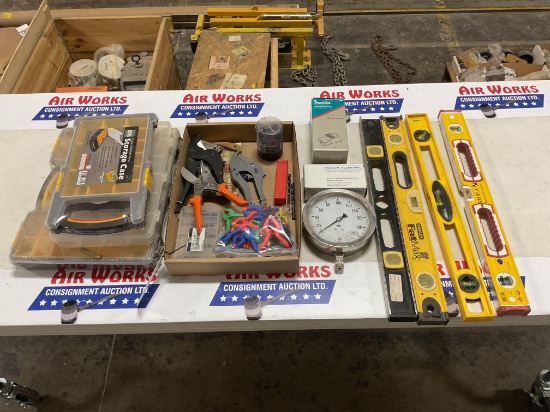 Stanley Levels, Storage Cases, Pressure Gauge & Hand Tools