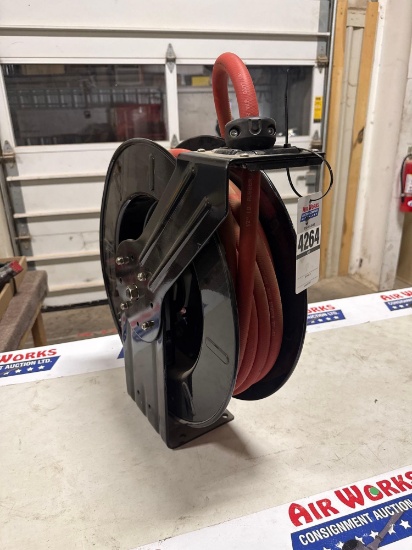 DynaFlo Retractable Air Hose Reel w/ Hose