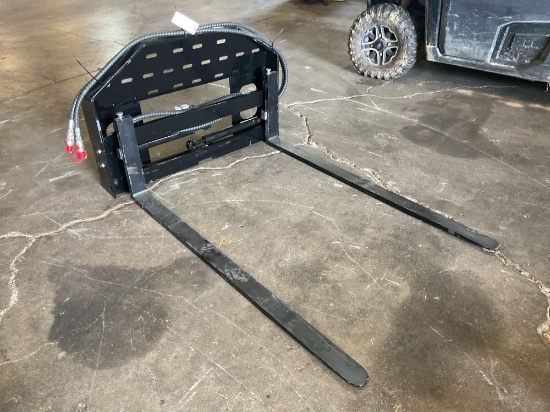 New Unused GIYIHydraulic Skid Steer Pallet Fork Attachment w/ 60" Forks & Adjustable Fork Position