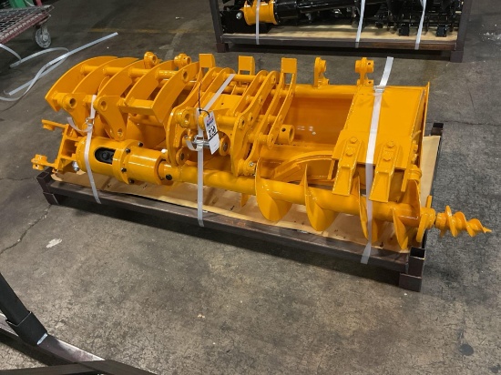 New Unused GIYI 8 Pc. Mini Excavator Attachment Set