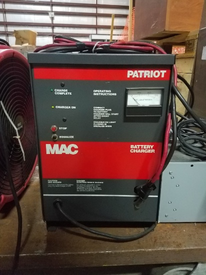 Patriot Mac PAC1240 24Volt Automatic Charger | Industrial Machinery &  Equipment Food & Beverage Service Equipment Restaurant | Online Auctions |  Proxibid