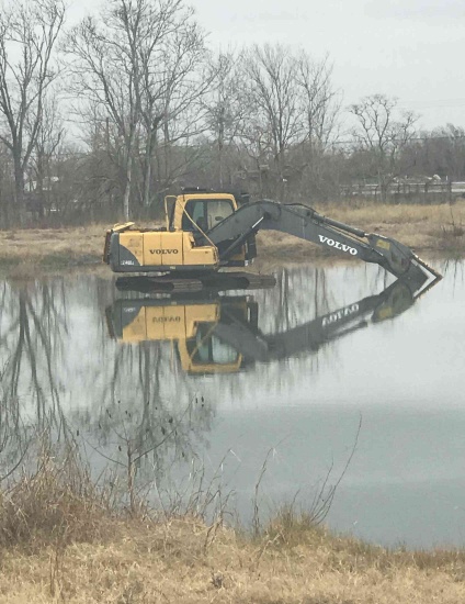 Insurance Claim: 2005 Volvo HYDR Excavator