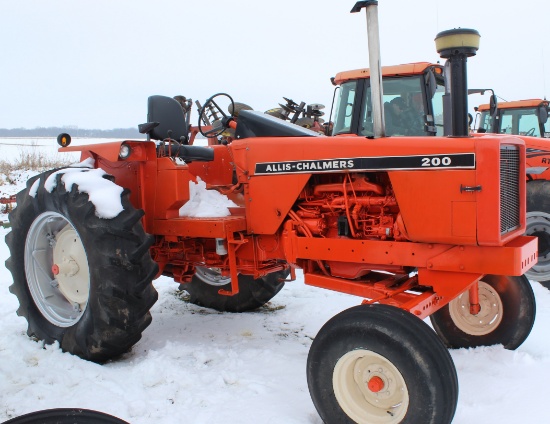 1972 Allis Chalmers 200 Diesel Tractor