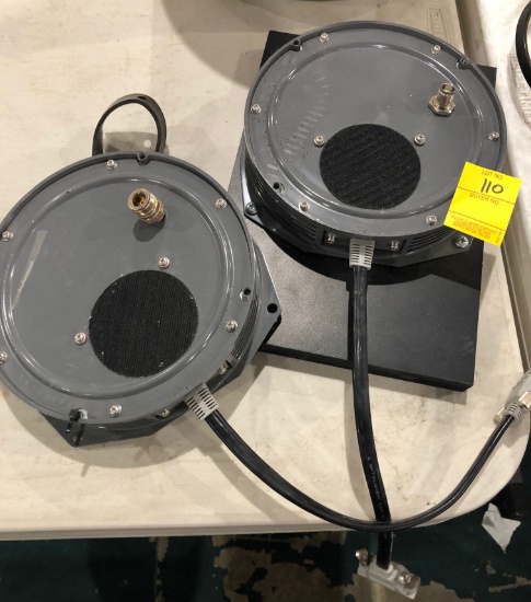 LOT OF 2 ANTENNAS