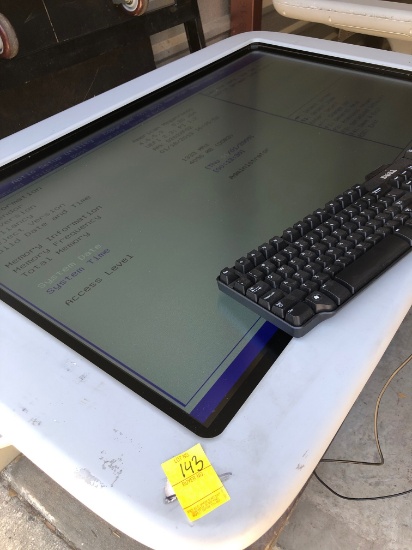 SMART TABLE 40" X 24" SCREEN