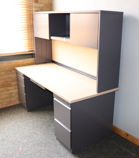 Herman Miller Office Desk 6' with Organizer