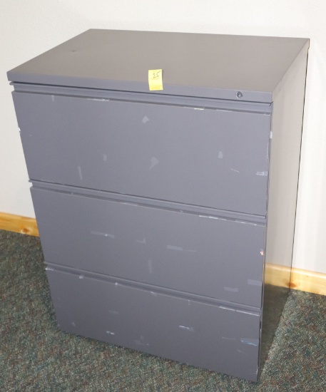 3 Drawer Lateral File Cabinet, 29.5" x 19.5" x 39"