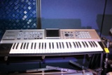 Roland Fantom X6