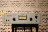 Teletronix Engineering Co (Leveling Amplifier Model LA - 2A)