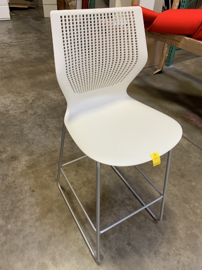 30" Plastic High-top Chair