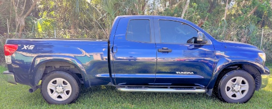 2012 TOYOTA TUNDRA DOUBLE CAB V8, 5.7L, LEATHER INTERIOR, BLUE