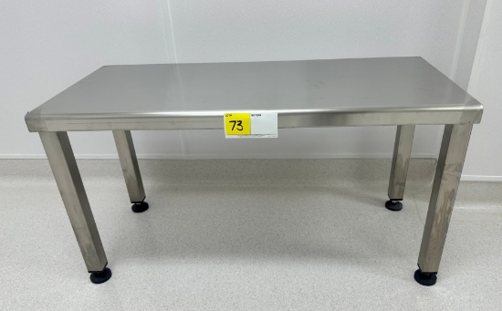 TERRA UNIVERSAL STAINLESS-STEEL TABLE (30" W X 60" L X 34" H)