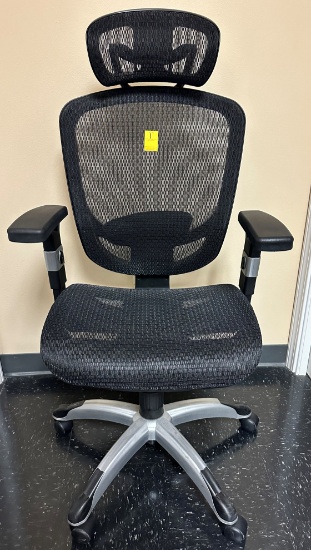 OFFICE CHAIR ON WHEELS