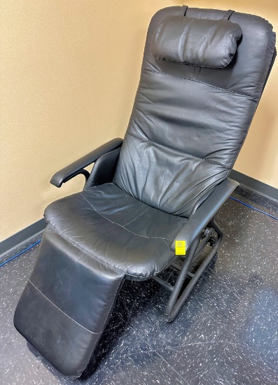RECLINING CHAIR
