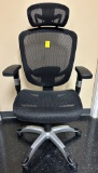 OFFICE CHAIR ON WHEELS
