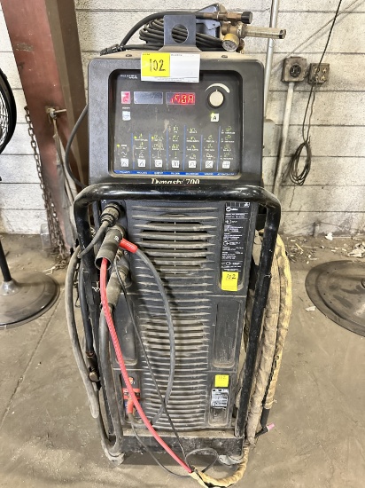 MILLER DYNASTY 700 WELDER (SERIAL NUMBER MC010387L)