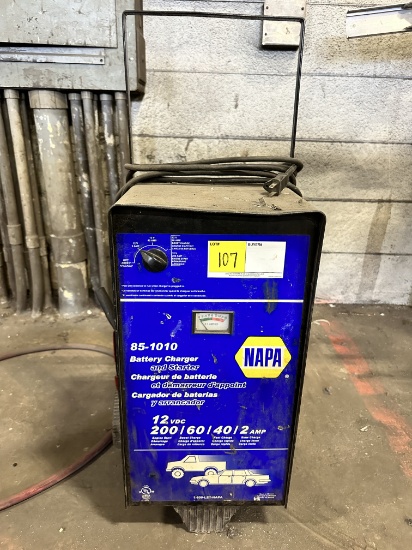 NAPA BATTERY CHARGER AND STARTER