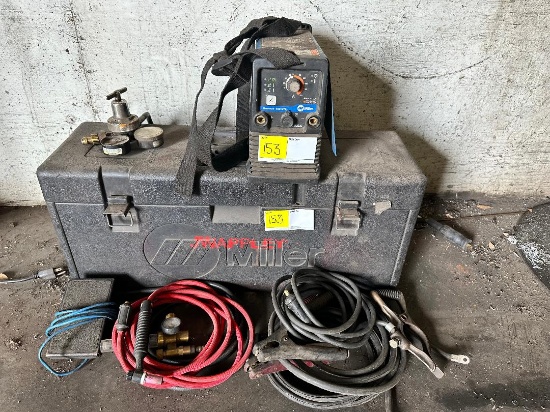 MILLER MAXSTAR 150 STL WELDER (WITH CASE AND ACCESSORIES)