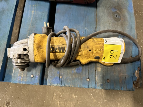 DEWALT GRINDER