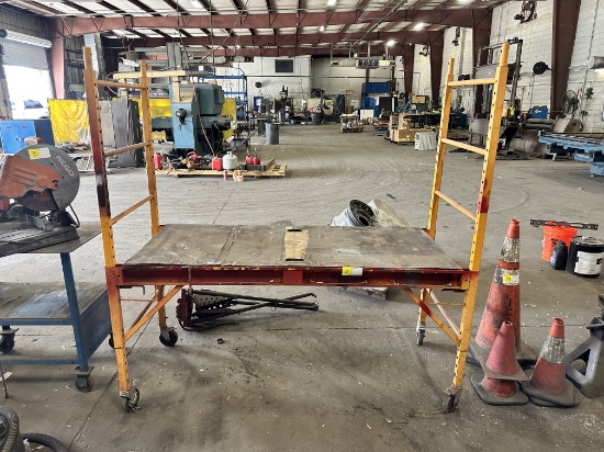 SCAFFOLD ON WHEELS