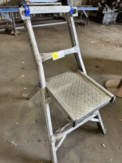 STEP STOOL