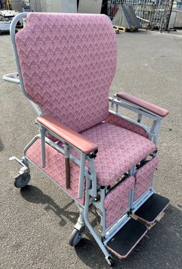 BARIATRIC STRETCHER CHAIR, PINK