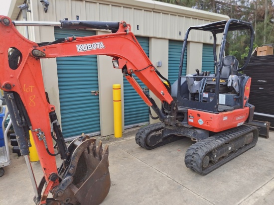 COMMERCIAL VANS / TRUCK / TRAILERS / EQUIPMENT