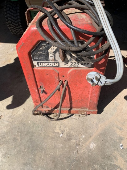 lINCOLN 225 AC Welder