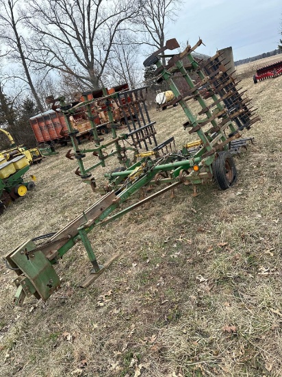 John Deere Spring Tooth