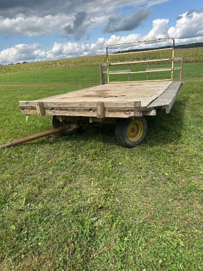 Hay wagon